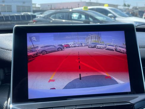 Used 2025 Jeep Compass Trailhawk image 24