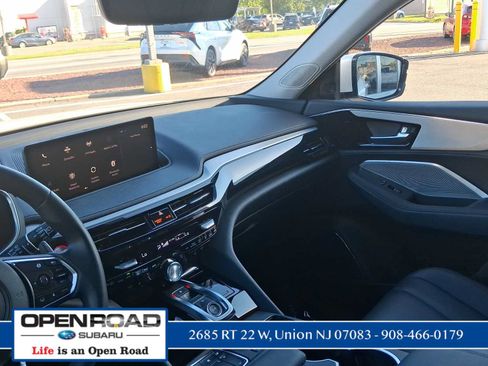 Used 2024 Acura MDX SH-AWD image 18