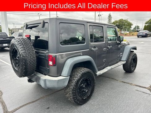 Used 2018 Jeep Wrangler Unlimited Sport S AWD/4WD image 16