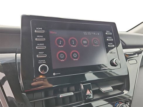 Used 2023 Toyota Camry SE image 12