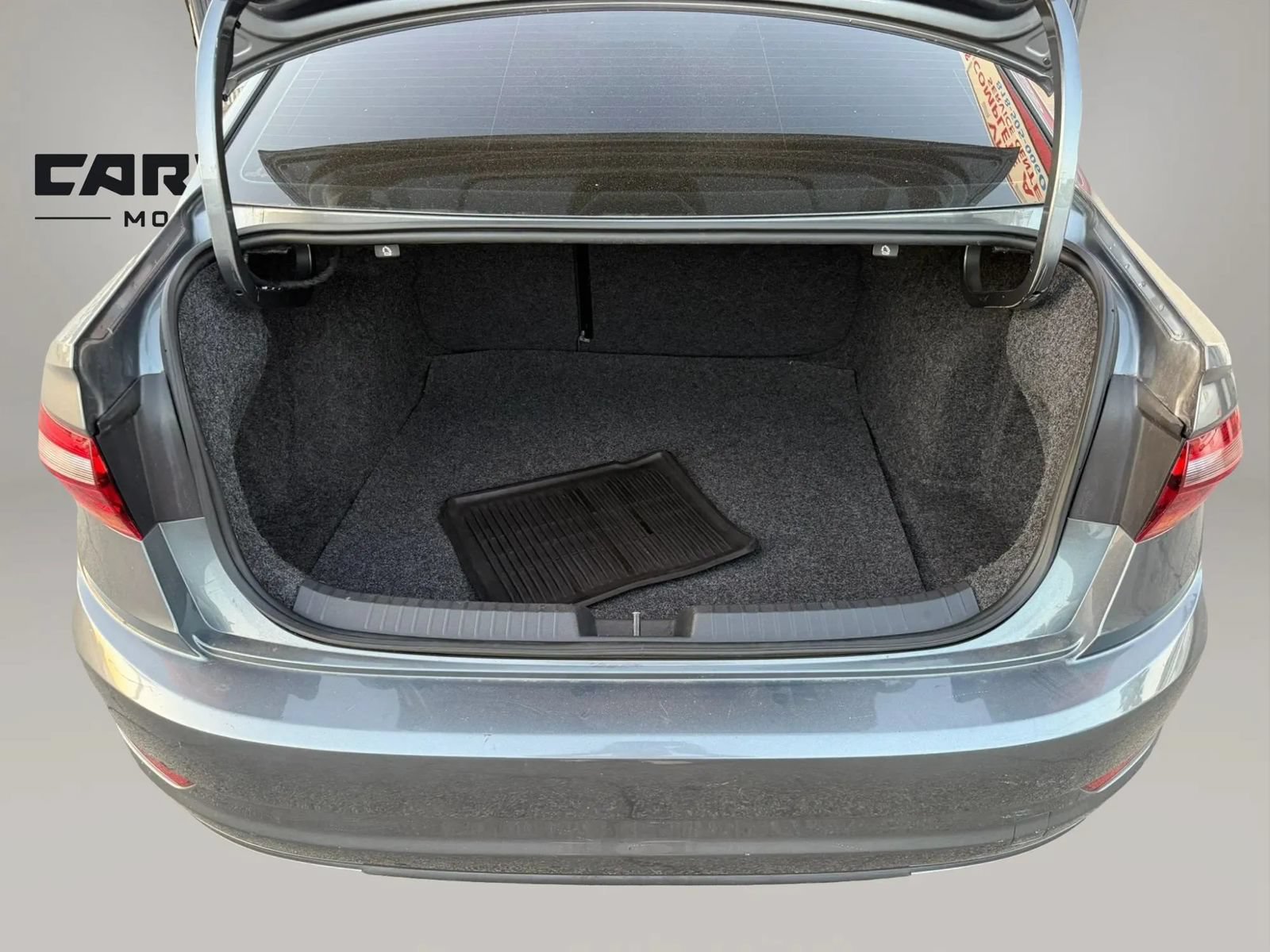 Used 2019 Volkswagen Jetta R-Line FWD image 16
