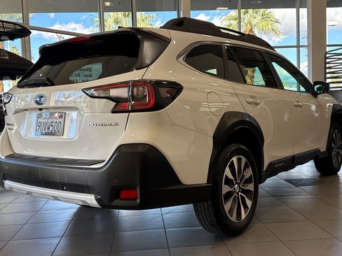 Certified 2025 Subaru Outback Limited image 5