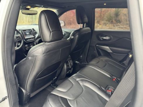 Used 2021 Jeep Cherokee Latitude Lux 80th Anniv w/ Quick Order Package 26U 80TH image 12