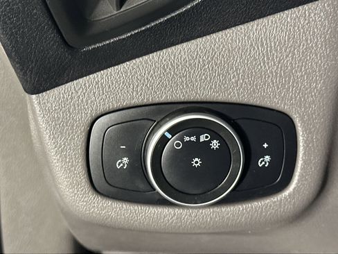 Used 2020 Ford Transit Connect XL image 21