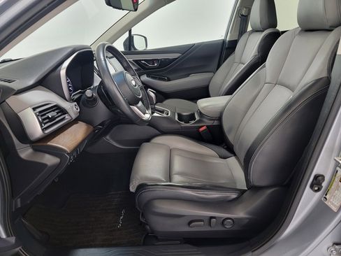 Used 2021 Subaru Outback Limited image 14
