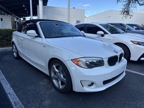 Used 2013 BMW 128i Convertible image 1