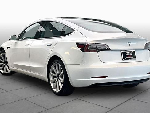 Used 2020 Tesla Model 3 Standard Range Plus RWD image 10