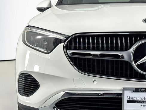 New 2026 Mercedes-Benz GLC 300 image 13