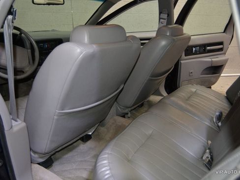 Used 1995 Chevrolet Impala Sedan image 20