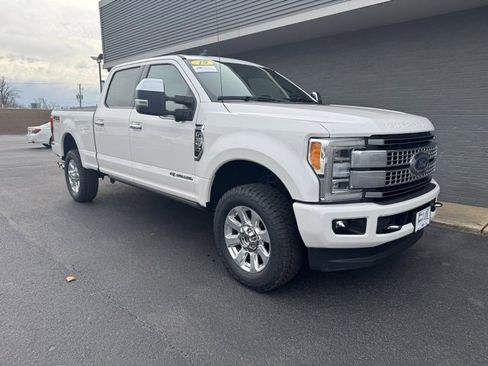 Certified 2019 Ford F350 Platinum w/ Platinum Ultimate Package image 2