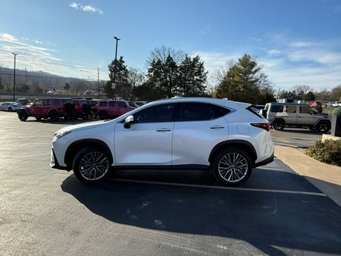Used 2022 Lexus NX 350 AWD w/ Luxury Package image 6