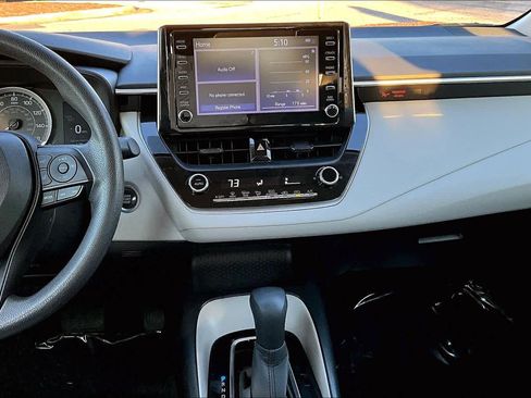 Used 2020 Toyota Corolla LE w/ LE Convenience Package image 6