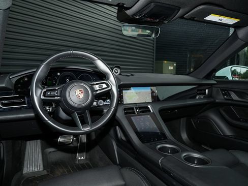 Certified 2025 Porsche Taycan 4S AWD/4WD image 32