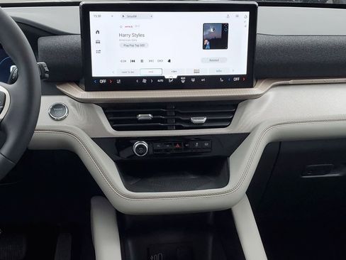 New 2026 Ford Explorer Active image 26