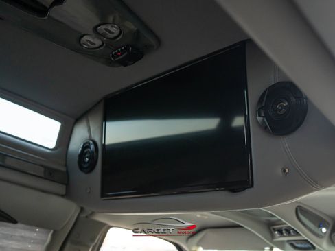 Used 2017 Chevrolet Express 2500 image 23