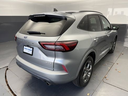 Used 2024 Ford Escape ST-Line image 12