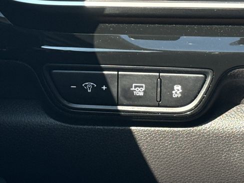 Used 2025 Kia Carnival SX Prestige FWD image 32
