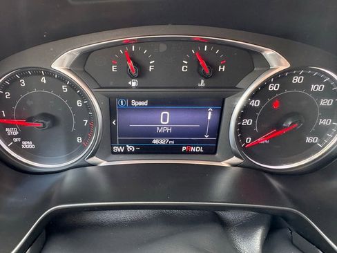 Used 2019 Chevrolet Blazer LT FWD image 25
