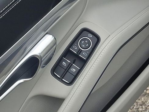 Used 2024 Porsche 718 Boxster GTS RWD image 16