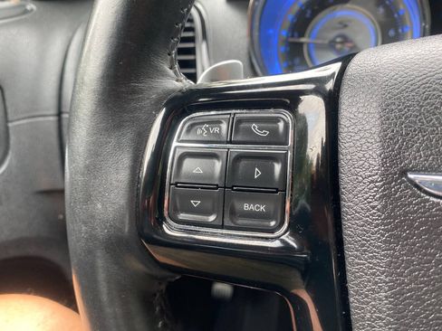 Used 2014 Chrysler 300 S AWD/4WD image 25