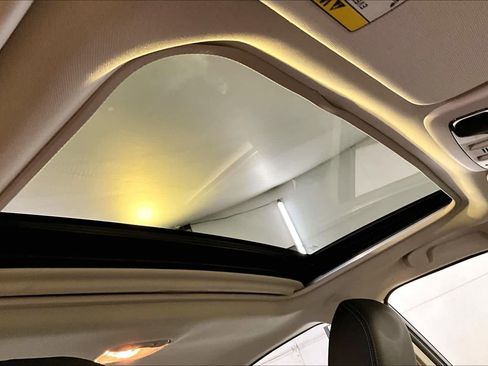 Used 2015 Subaru Legacy 3.6R Limited image 13