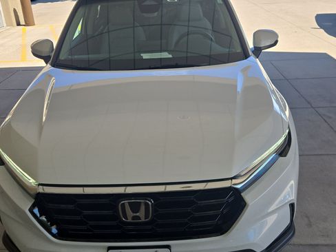 Used 2024 Honda CR-V EX-L image 10