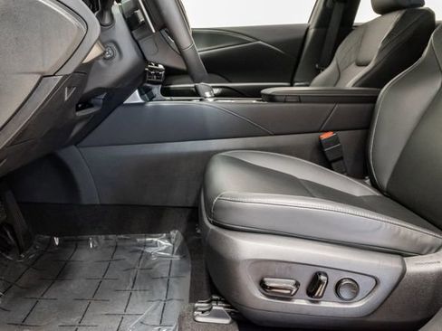 Used 2024 Lexus RX 350 FWD w/ Technology Package image 9