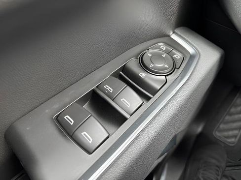 New 2026 GMC Sierra 1500 SLE w/ X31 Off-Road Package image 9