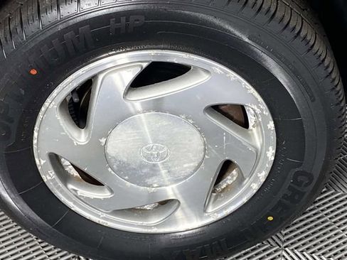 Used 2000 Toyota Sienna FWD image 24