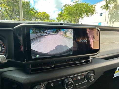 New 2024 Jeep Wrangler Willys image 10