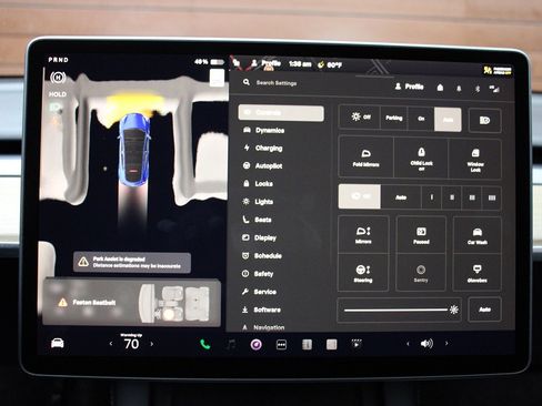 Used 2024 Tesla Model Y Performance image 22