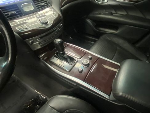 Used 2014 INFINITI Q70 3.7 w/ Premium Package image 24