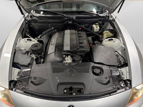 Used 2003 BMW Z4 2.5i image 11