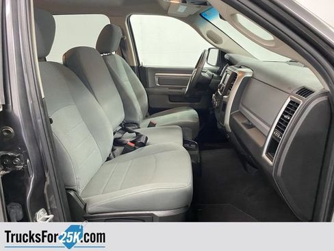 Used 2018 RAM 1500 Classic SLT image 28