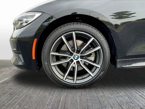 Used 2019 BMW 330i xDrive Sedan w/ Driving Assistance Package AWD/4WD image 33