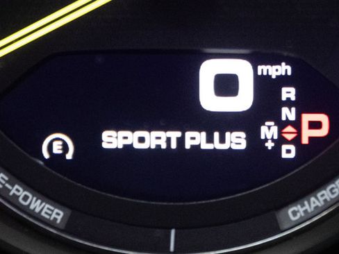 Used 2023 Porsche Panamera 4S Executive image 94