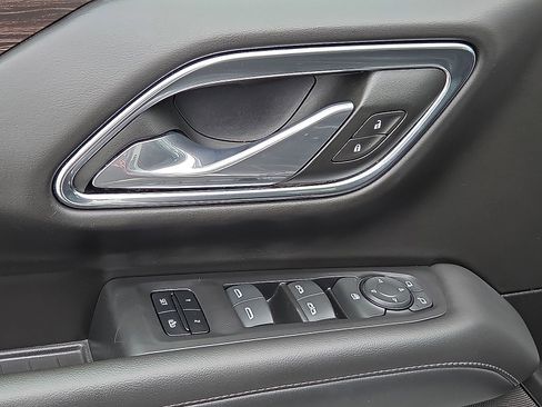 Certified 2024 Chevrolet Tahoe LT AWD/4WD image 13