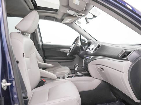 Used 2019 Honda Ridgeline RTL image 13