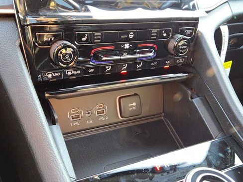 New 2025 Jeep Grand Cherokee Laredo X image 29