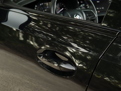 Used 2023 Buick Envision Essence w/ Sport Touring Package image 38