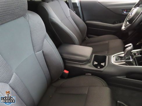 Used 2025 Subaru Outback Premium AWD/4WD image 25
