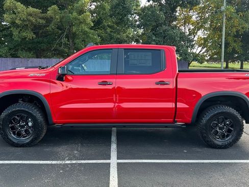 New 2024 Chevrolet Silverado 1500 ZR2 w/ ZR2 Bison Edition image 4
