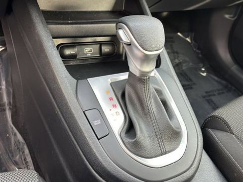 Used 2024 Kia Forte LXS image 28