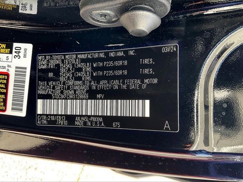 Used 2024 Toyota Sienna XSE image 29