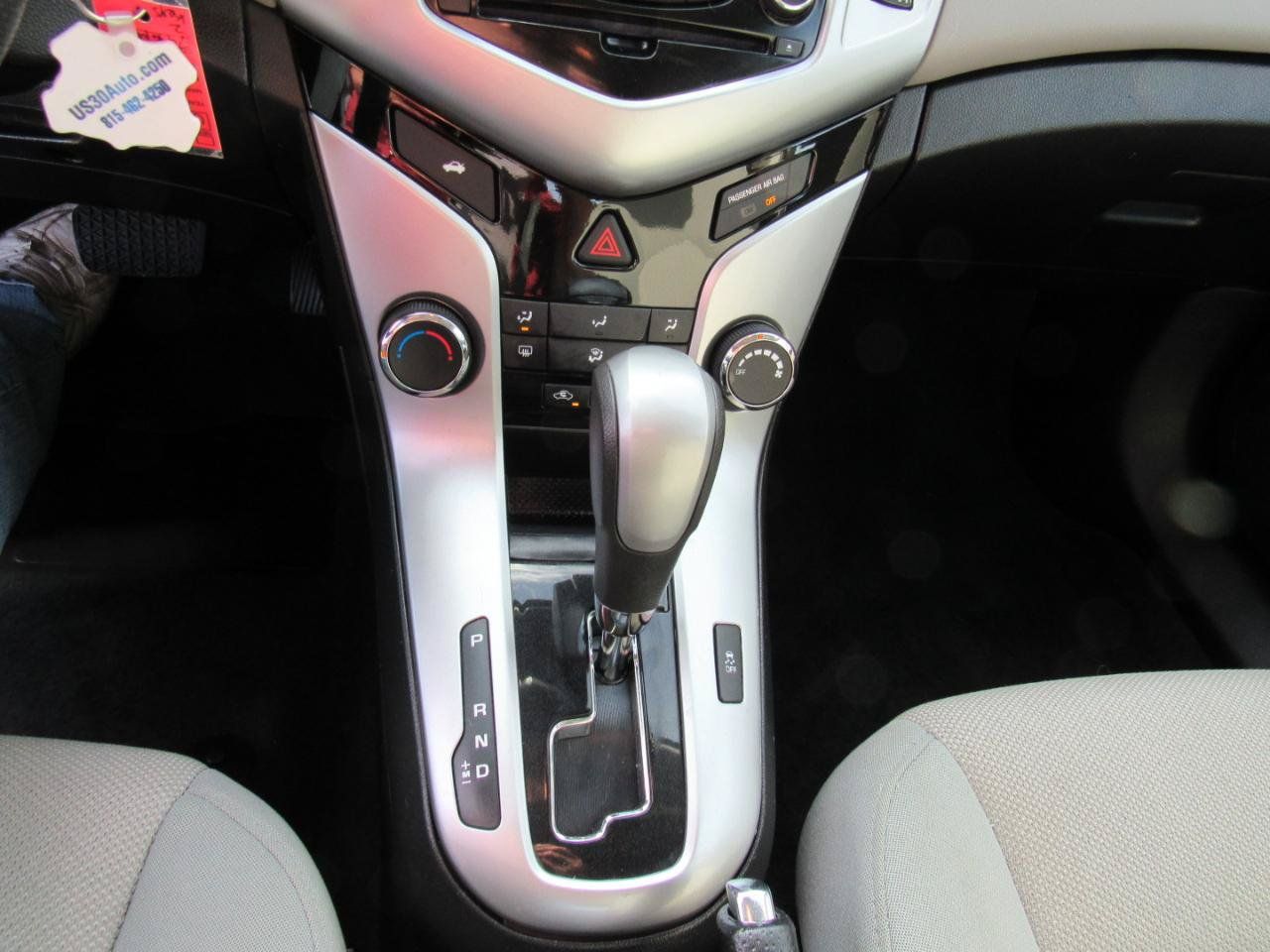 Used 2016 Chevrolet Cruze LT FWD image 21