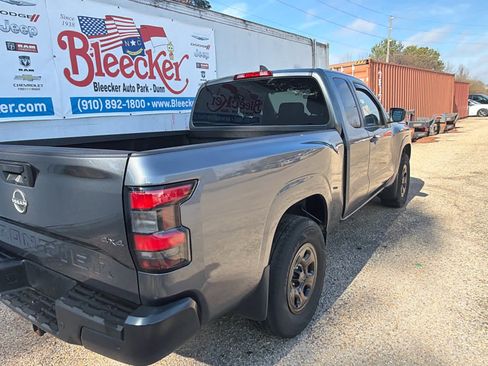 Used 2023 Nissan Frontier S w/ Technology Package image 3