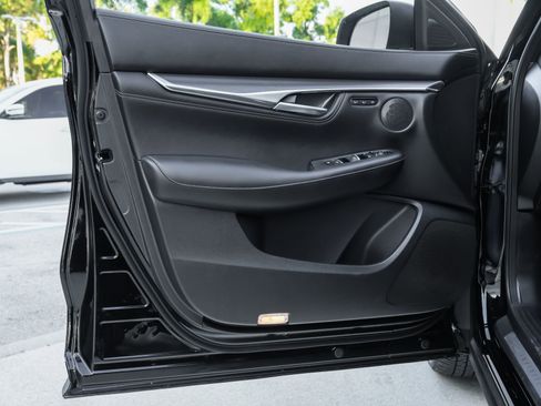 Used 2025 INFINITI QX55 Luxe w/ Cargo Package image 29