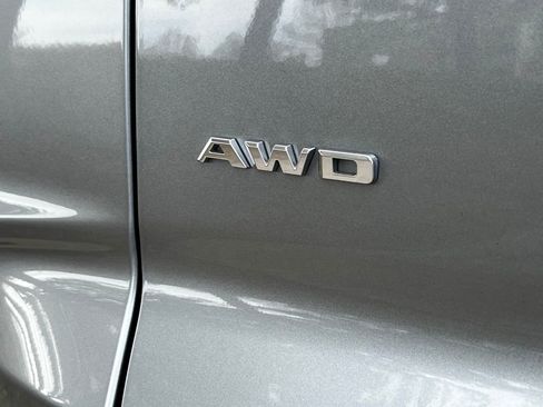 Certified 2024 Cadillac XT4 Premium Luxury w/ Cold Weather Package image 16