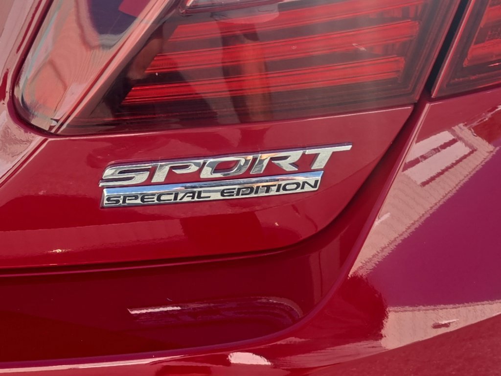 Certified 2017 Honda Accord Sport Special Edition image 7