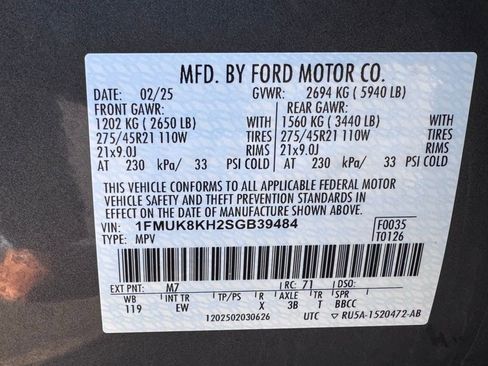 Used 2025 Ford Explorer ST-Line w/ ST-Line Street Pack AWD/4WD image 45